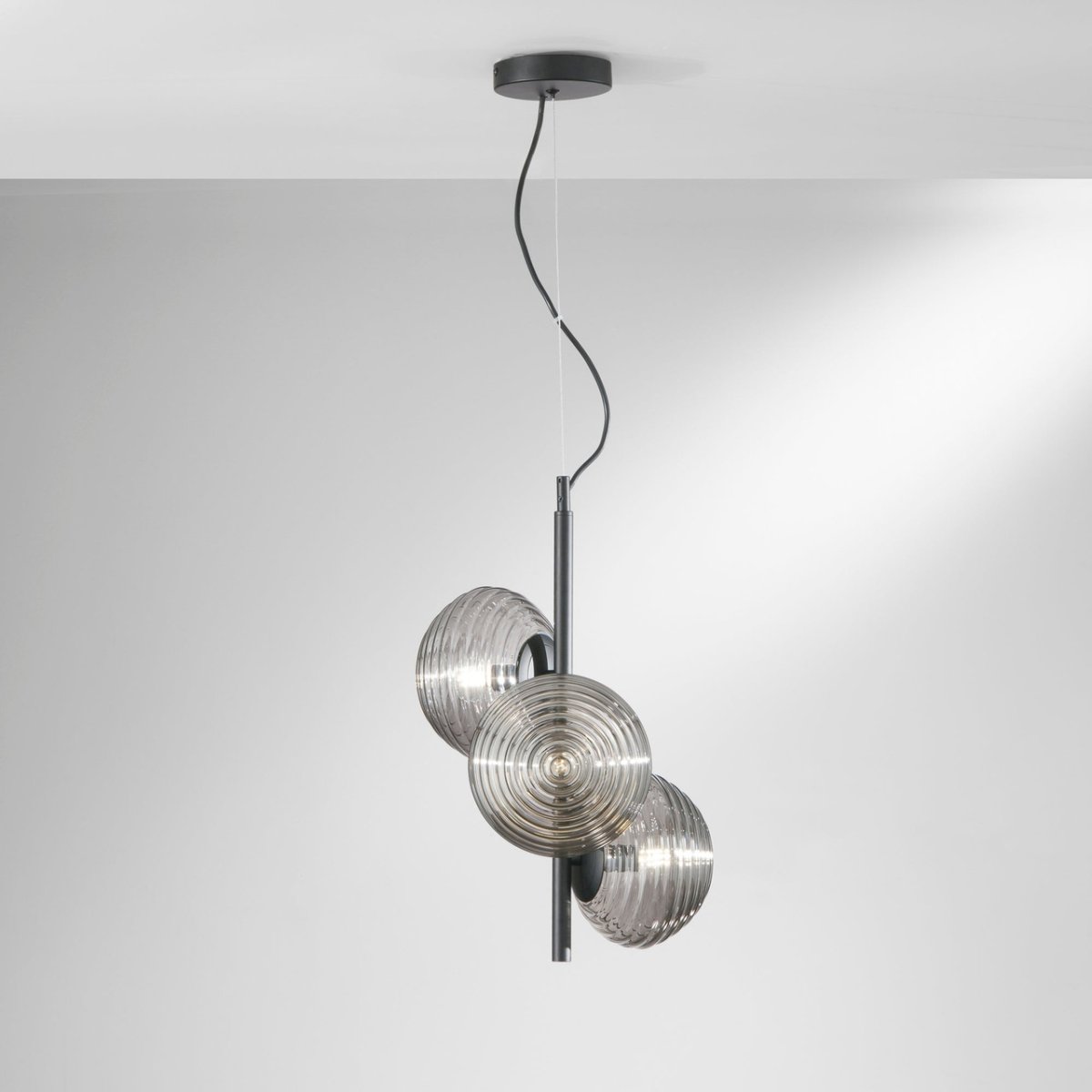 RIPPLE Sospensione 3 sfere Led(E27) 32.5 cm in Vetro in due colorazioni - immagine 5